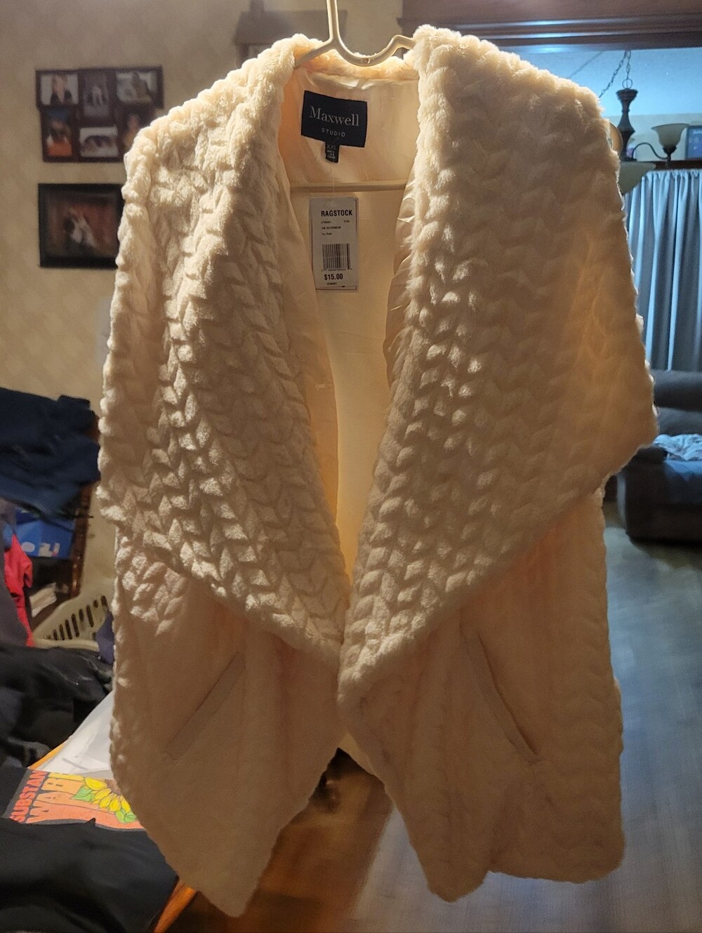 Cream Knit Open-Front Women's Sweater Vest Maxwell Brand With Tags
